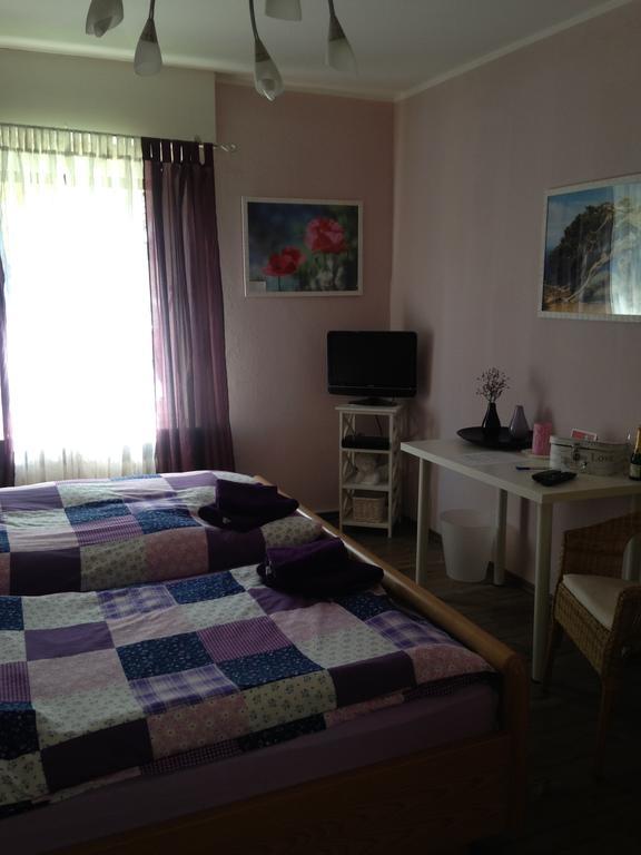 Haus Silbertal Hotel Much Bilik gambar